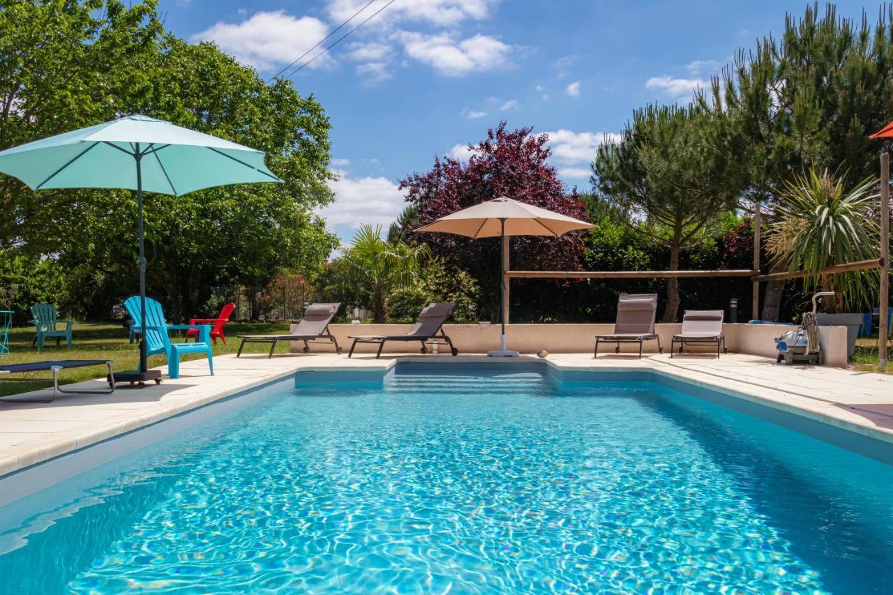 Gite 4 Personnes Avec Piscine Entre Saintes Et Royan Balanzac 外观 照片