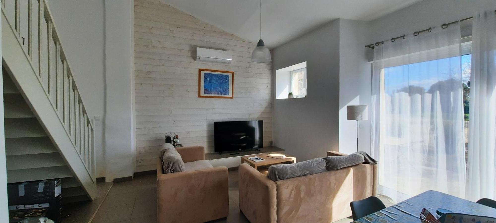Gite 4 Personnes Avec Piscine Entre Saintes Et Royan Balanzac 外观 照片